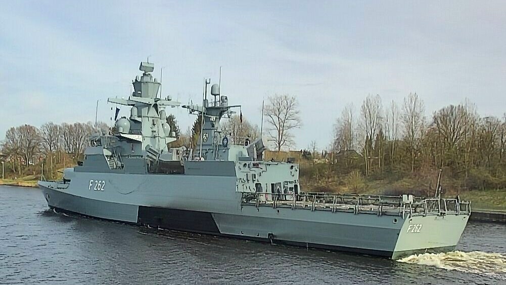 GERMAN WARSHIP F262