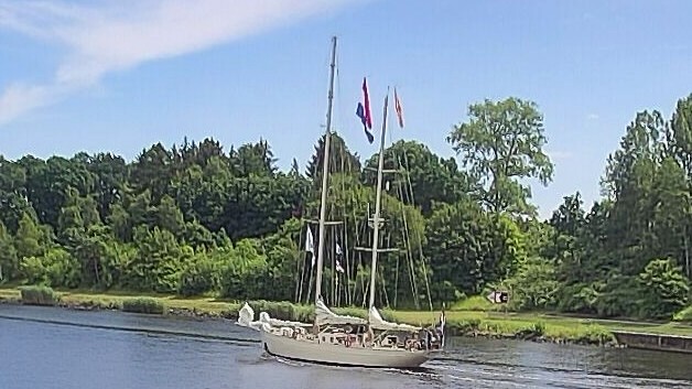 HNLMS URANIA