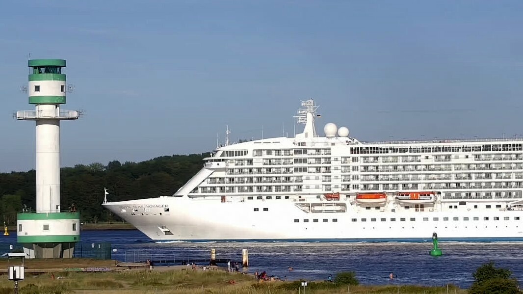 SEVEN SEAS VOYAGER